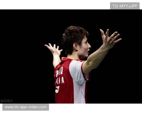 男单方面石宇奇赢下苦战，晋级之路越发稳定